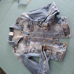 H&M DISTRESSED DENIUM JACKET 2 (XS)